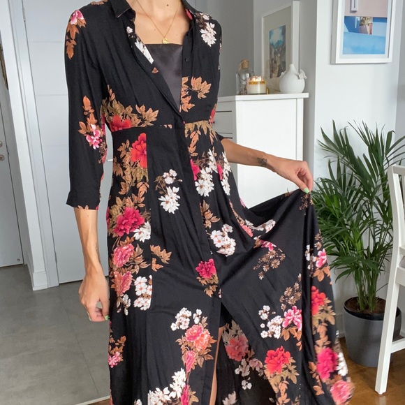 Floral Button-Up Dress - Picture 2 of 8